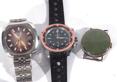Lot 206A - A lot of three Gents wrist watches, including...