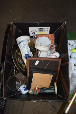 Lot 580 - ONE BOX OF VARIOUS HOUSEHOLD SUNDRIES