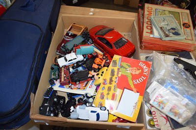 Lot 605 - BOX OF VARIOUS ASSORTED TOY VEHICLES