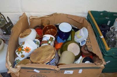 Lot 668 - ONE BOX OF VARIOUS ASSORTED CERAMICS AND...