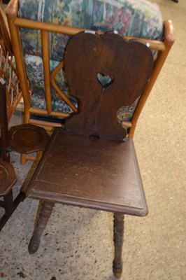 Lot 378 - LATE 19TH/EARLY 20TH CENTURY OAK HALL CHAIR ON...