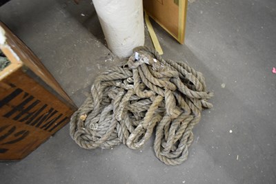 Lot 843 - QUANTITY OF VINTAGE FISHING BOAT ROPE