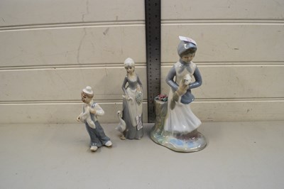 Lot 52 - THREE FIGURES IN THE LLADRO STYLE