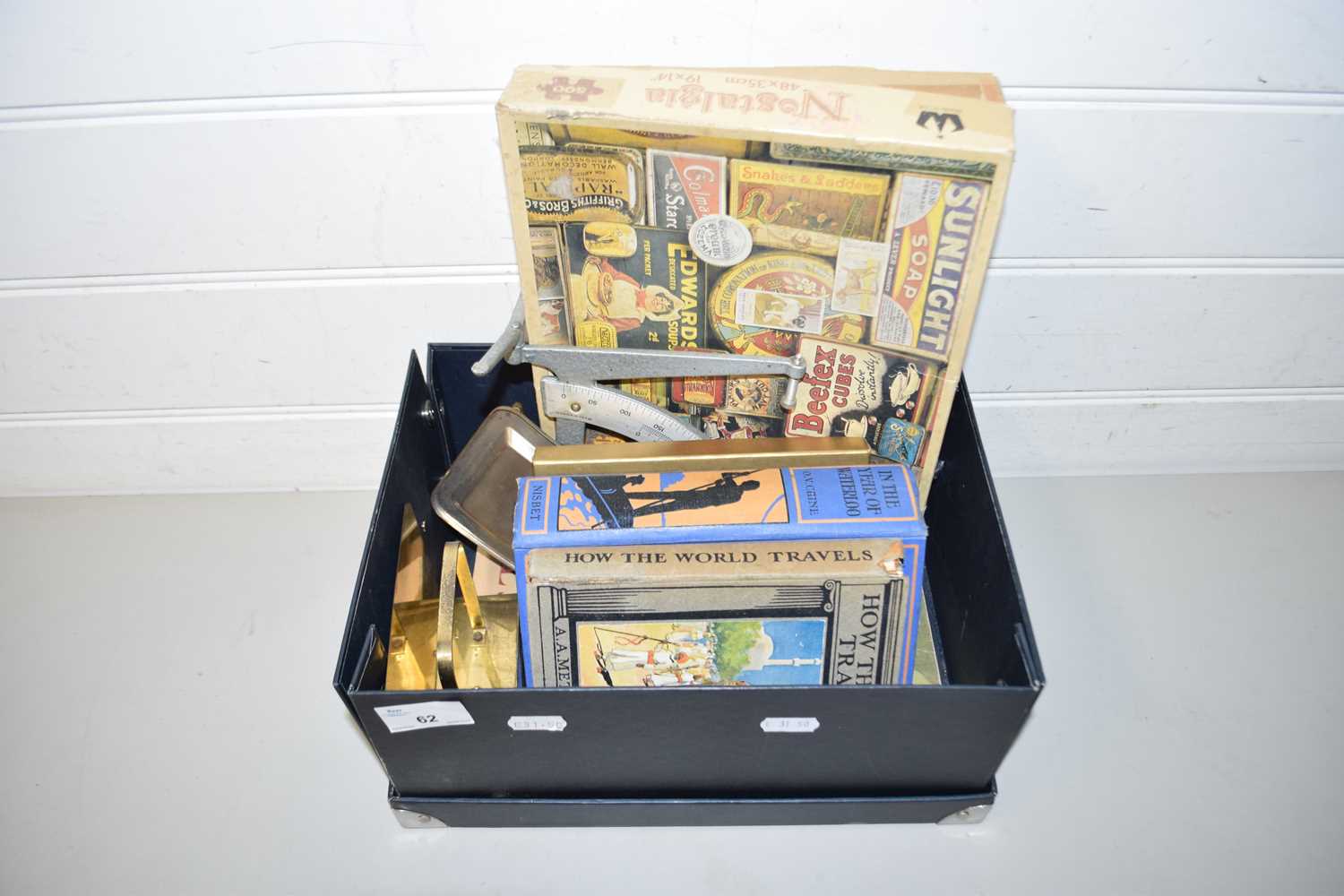 Lot 62 - BOX MIXED ITEMS TO INCLUDE VINTAGE BALANCE...