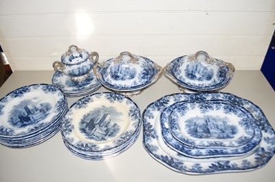 Lot 32 - QUANTITY OF COPLAND BLUE AND WHITE DINNER...
