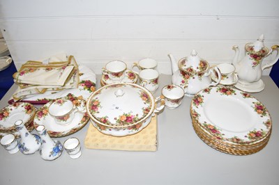 Lot 52 - COLLECTION OF VARIOUS ROYAL ALBERT OLD COUNTRY...