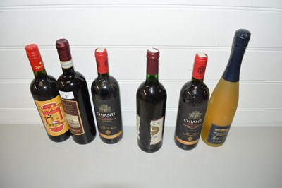 Lot 57 - MIXED LOT: CHIANTI, SANGRIA AND OTHERS (6)
