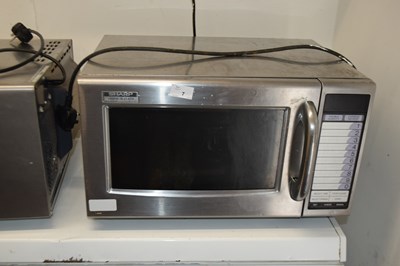 Lot 7 - Sharp 1000 watt commercial microwave oven