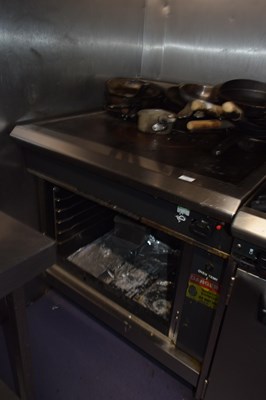 Lot 26 - Commercial gas oven by Blue Seal, width 90 cm,...