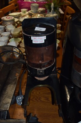 Lot 87 - Power hot drink dispenser