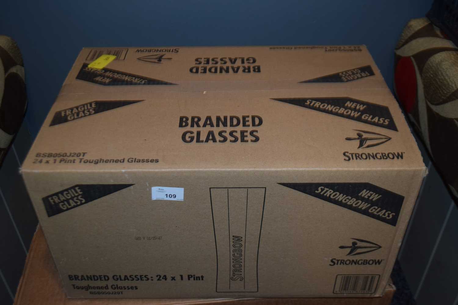 Lot 109 - Box of 24 Strongbow branded pint glasses