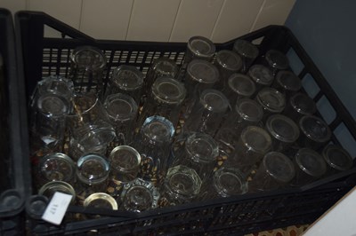 Lot 117 - Crate containing mixed glass ware to include...