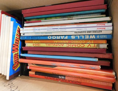 Lot 82 - One box: Assorted children's annuals