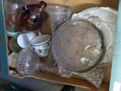 Lot 660 - ONE BOX OF VARIOUS DECANTERS, GLASS VASES ETC