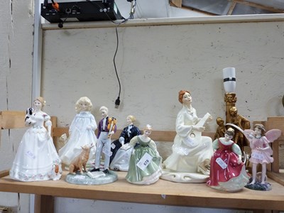 Lot 678 - COLLECTION OF VARIOUS ROYAL DOULTON FIGURINES...
