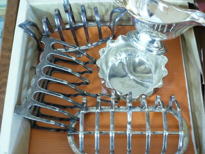 Lot 731 - BOX OF VARIOUS SILVER PLATED TOAST RACKS AND...