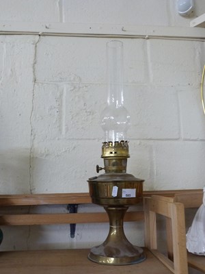 Lot 585 - BRASS BASED OIL LAMP