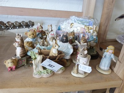Lot 587 - MIXED LOT: WORLD OF BEATRIX POTTER FIGURES AND...