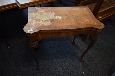 Lot 234 - Vintage fold top card table