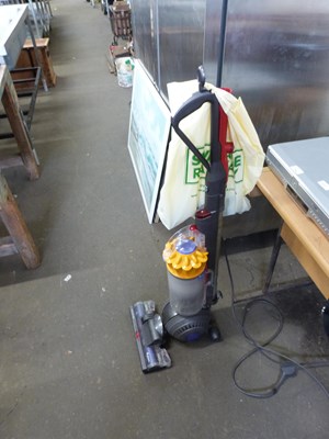 Lot 771 - DYSON UPRIGHT VACUUM CLEANER