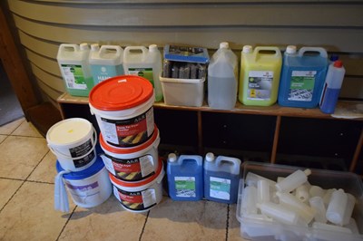 Lot 331 - Mixed quantity of cleaning chemicals to...