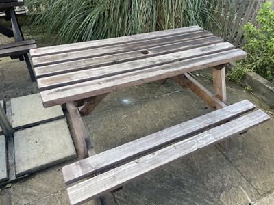 Lot 353 - Timber picnic bench 138 x 127 cm