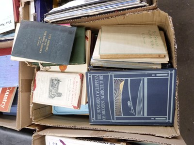 Lot 840 - ONE BOX OF MIXED BOOKS