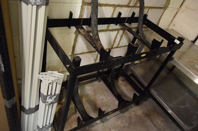 Lot 324 - Hijack keg rack, width 100 cm, depth 46 cm,...