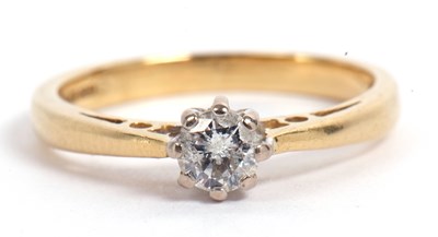 Lot 66 - 18ct gold single stone diamond ring, the round...