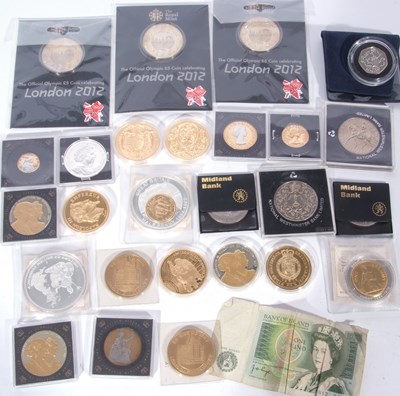 Lot 524 - Box: Assorted modern UK coins