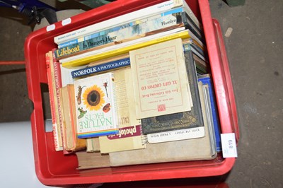 Lot 819 - BOX OF VARIOUS BOOKS INCLUDING LOCAL...