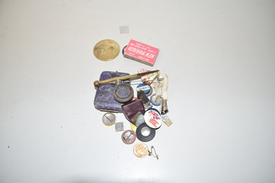 Lot 157 - BAG CONTAINING QUANTITY OF BADGES AND OTHER ITEMS