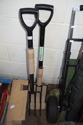 Lot 930 - TWO AS NEW GARDEN FORKS