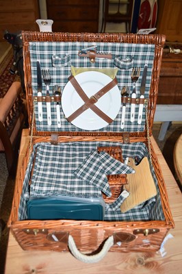 Lot 283 - PICNIC BASKET TOGETHER WITH CONTENTS