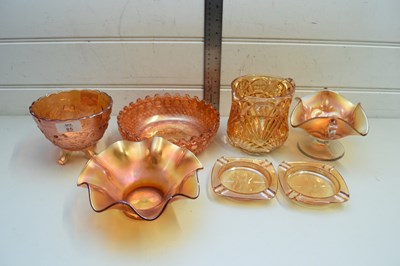 Lot 85 - COLLECTION OF VARIOUS CARNIVAL GLASS BOWLS,...