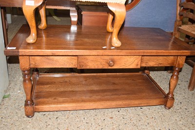 Lot 313 - OAK REPRODUCTION COFFEE TABLE, LENGTH APPROX...