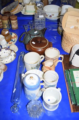 Lot 216 - MIXED LOT OF CERAMICS TOGETHER WITH GLASS...