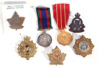 Lot 126 - Unnamed Canadian Volunteer Service Medal with...
