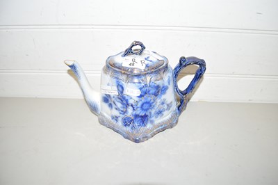 Lot 51 - LATE 19TH CENTURY BLUE AND WHITE DESIGN TEAPOT