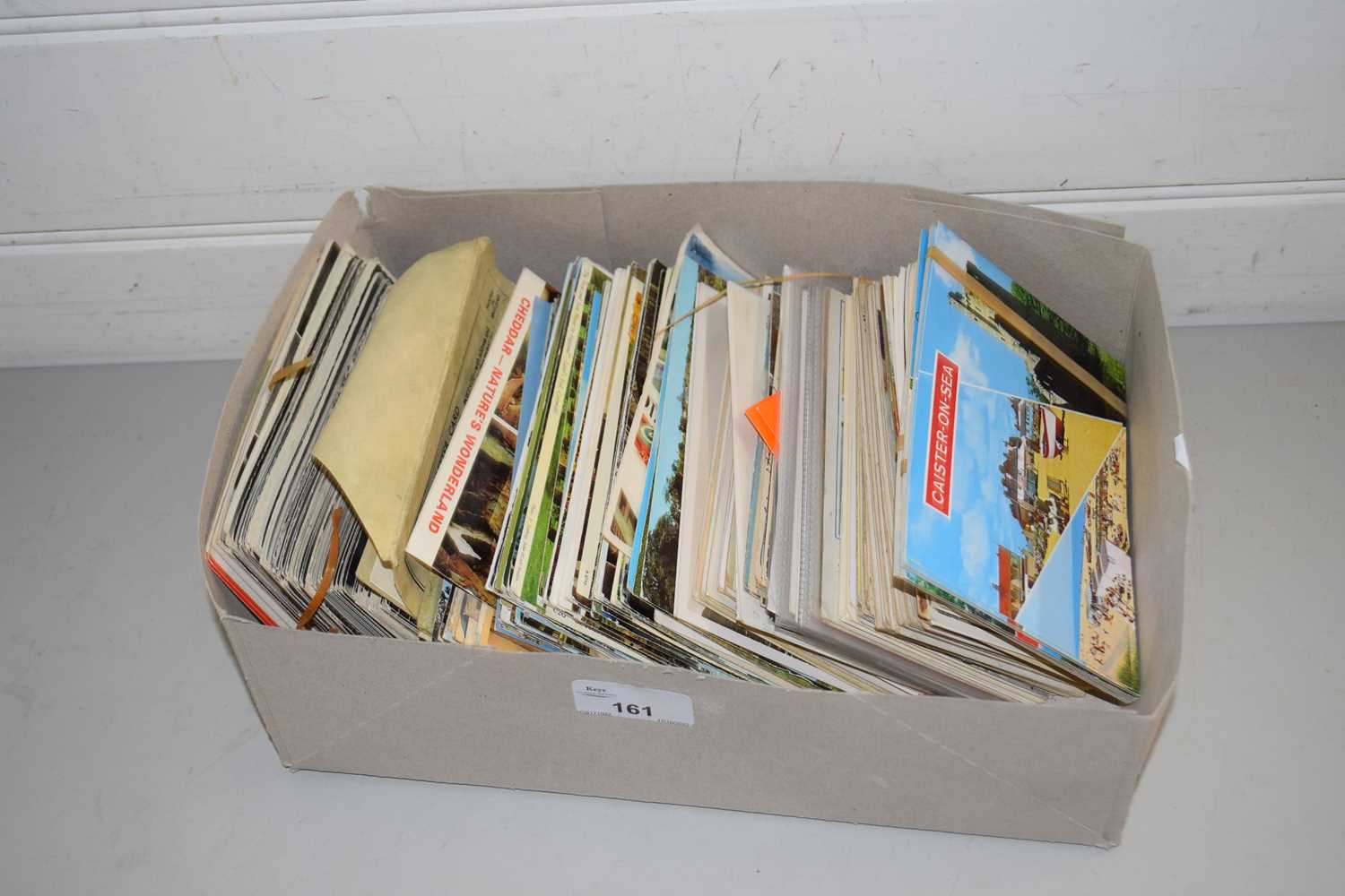 Lot 161 - BOX OF VARIOUS ASSORTED POSTCARDS