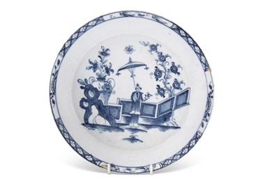 Lot 135 - Lowestoft porcelain plate circa 1765, the...