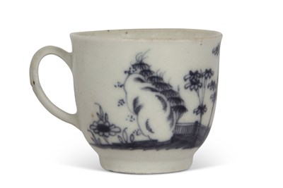 Lot 125 - Rare Plymouth coffee cup circa 1766 decorated...