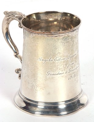 Lot 78 - Edward VII presentation half pint tankard of...