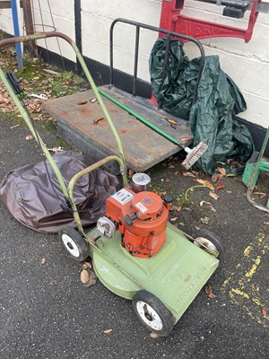 Lot 210 - Hayter lawnmower