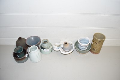 Lot 36 - Collection of various small studio pottery,...