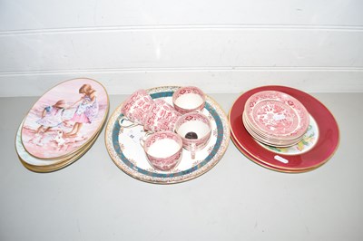 Lot 55 - Mixed Lot: Various decorated plates, quantity...