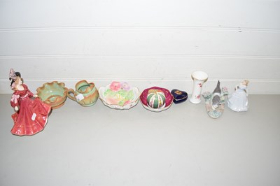 Lot 62 - Mixed Lot: Ceramics to include Royal Doulton...