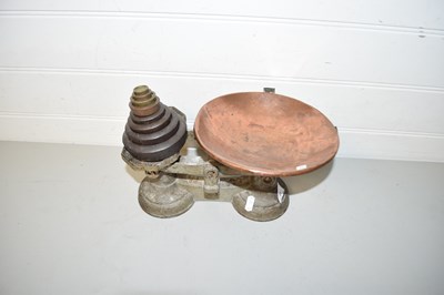 Lot 81 - Vintage shop scales and weights