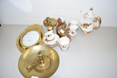 Lot 168 - Mixed Lot: Various assorted brass wares, small...