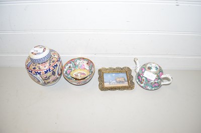 Lot 175 - Mixed Lot: Modern Chinese ginger jar, teapot etc